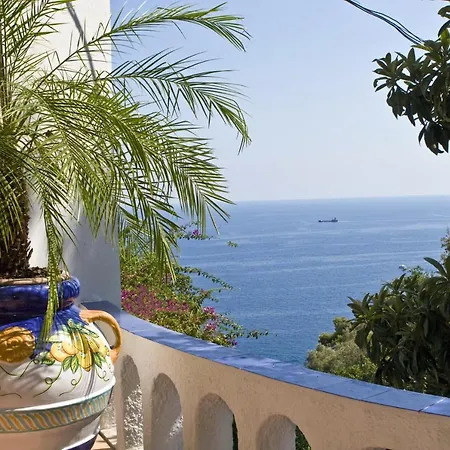 Vila Tovere Sleeps 12 Pool Air Con Conca dei Marini