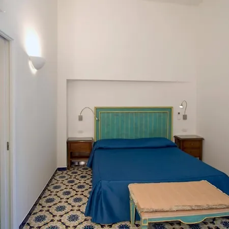 Tovere Sleeps 12 Pool Air Con Vila Conca dei Marini